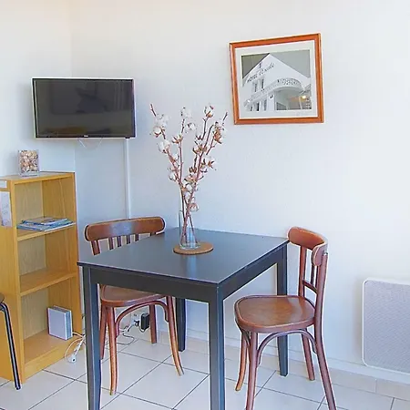 Moderne à La * Canet-en-Roussillon